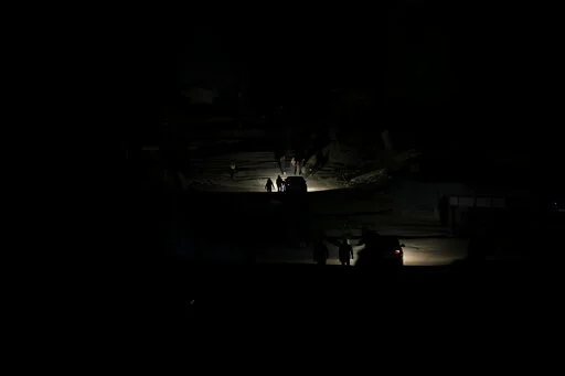 Total Internet Blackout in Gaza as Israel Targets Last Fiber Line - Quds News Network