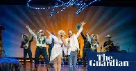 Manchester theatre suspends Dolly Parton musical over homophobic abuse