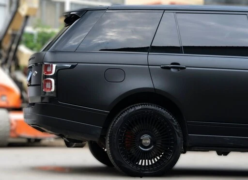 Il "gigantismo" delle auto europee mette a rischio gli utenti vulnerabili della strada