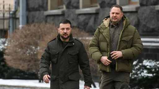 Ukraine’s political infighting gets nasty