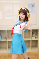 Haruhi cosplay (by ニャロメニア)