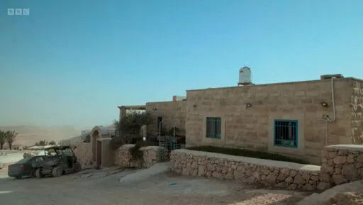 Louis Theroux - The Settlers (Full documentary)