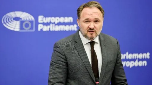 EU to bypass Hungary, Slovakia vetoes on Russian gas imports ban