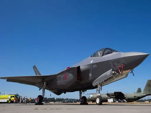 F-35 exit strategy: Canada could pay about $313M to pull out of jet program, defence documents show