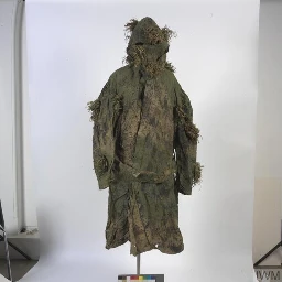 British sniper's suit, WW1, 1918