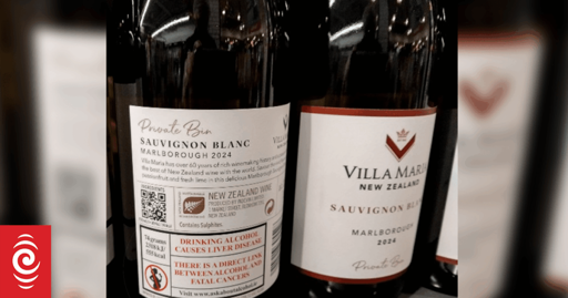 Liver and cancer warning label on wine bottle