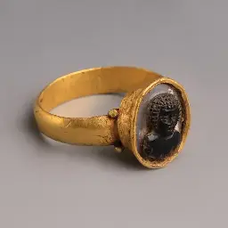 Gold ring with a cameo of a Nubian in onyx, Roman-made, 2nd-4th century AD