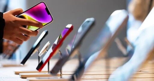 Trump threatens 25% tariff on Apple, other tech giants if they don't start making devices in America
