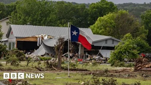 Texans did not immediately receive flood alerts after request, audio reveals